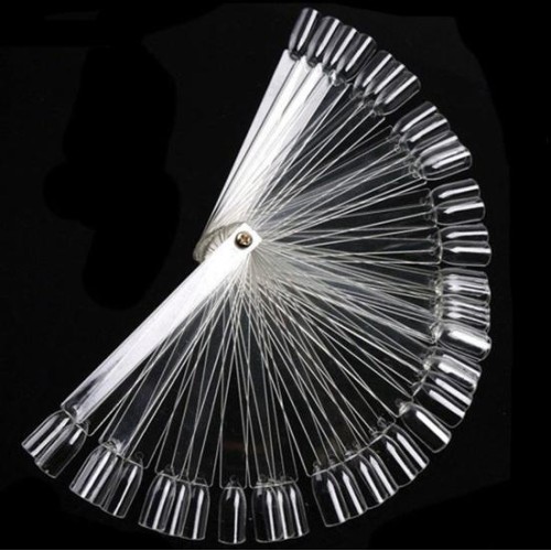 Tips-uri pe şurub ,forma Patrat ,culoare transparenta